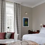 Palace 5*