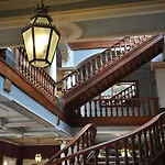 Palace Hotel