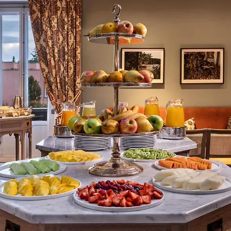 Palace Отель Видагу