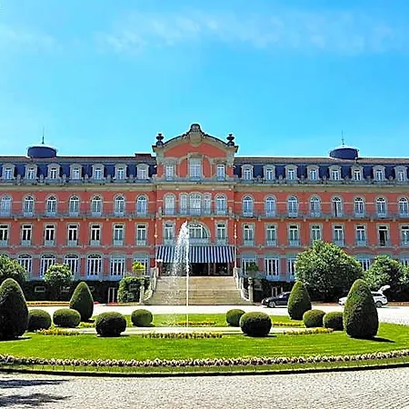 Palace فندق فيداغو