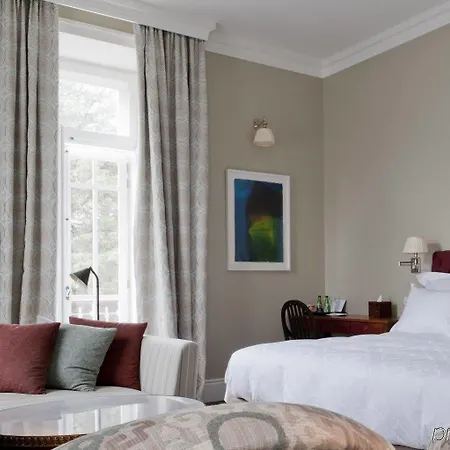 Palace Hotel 5*